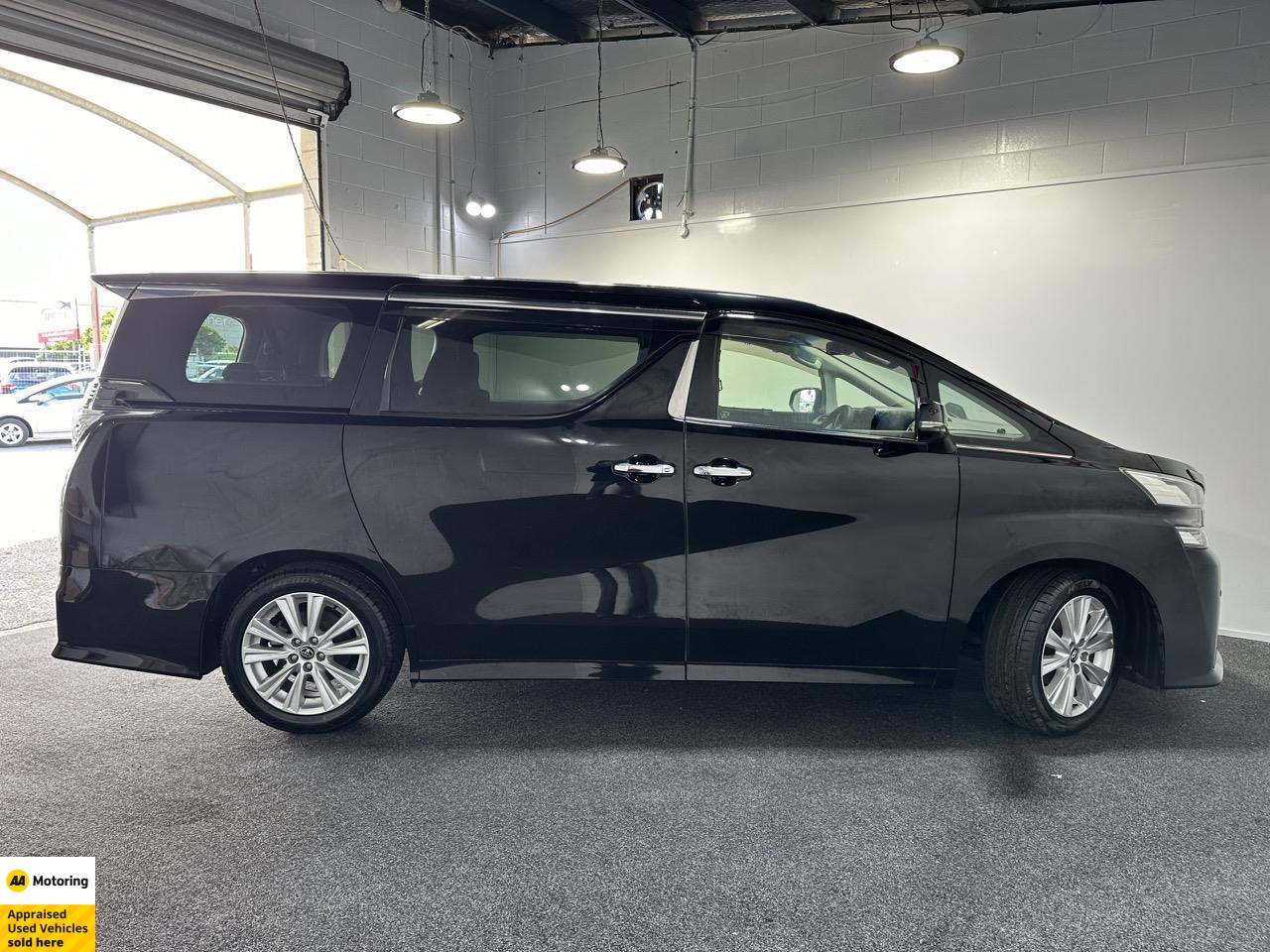 2015 Toyota Vellfire