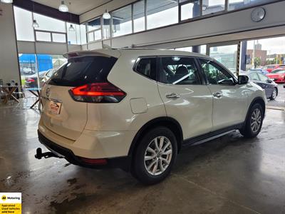 2021 Nissan X-Trail - Thumbnail