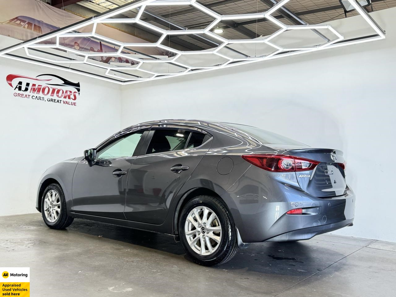 2014 Mazda Axela