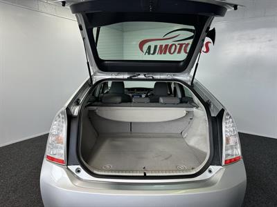 2011 Toyota Prius - Thumbnail