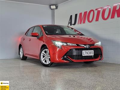 2018 Toyota Corolla - Thumbnail