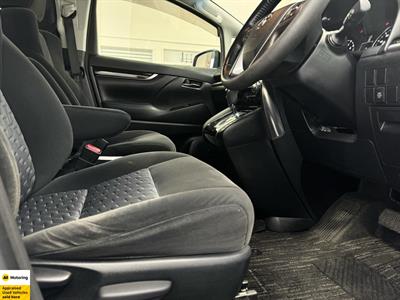 2017 Toyota Alphard - Thumbnail