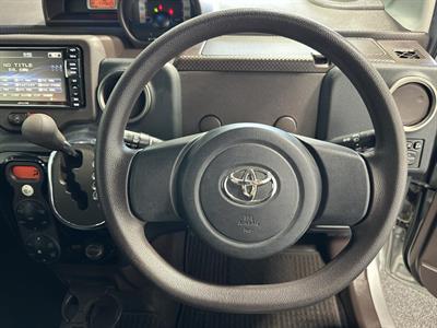 2014 Toyota Spade - Thumbnail