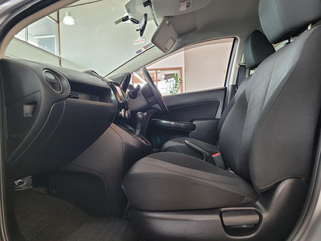 2013 Mazda Demio