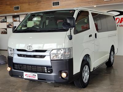 2020 Toyota Hiace - Thumbnail