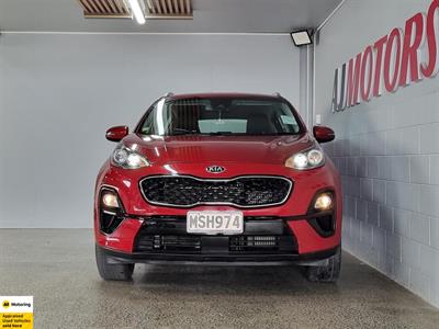 2020 Kia Sportage - Thumbnail