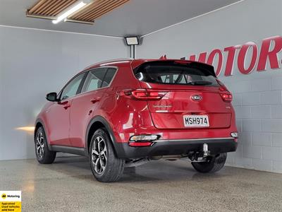 2020 Kia Sportage - Thumbnail