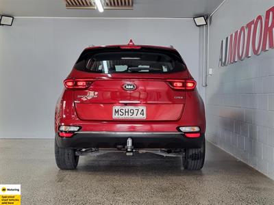 2020 Kia Sportage - Thumbnail