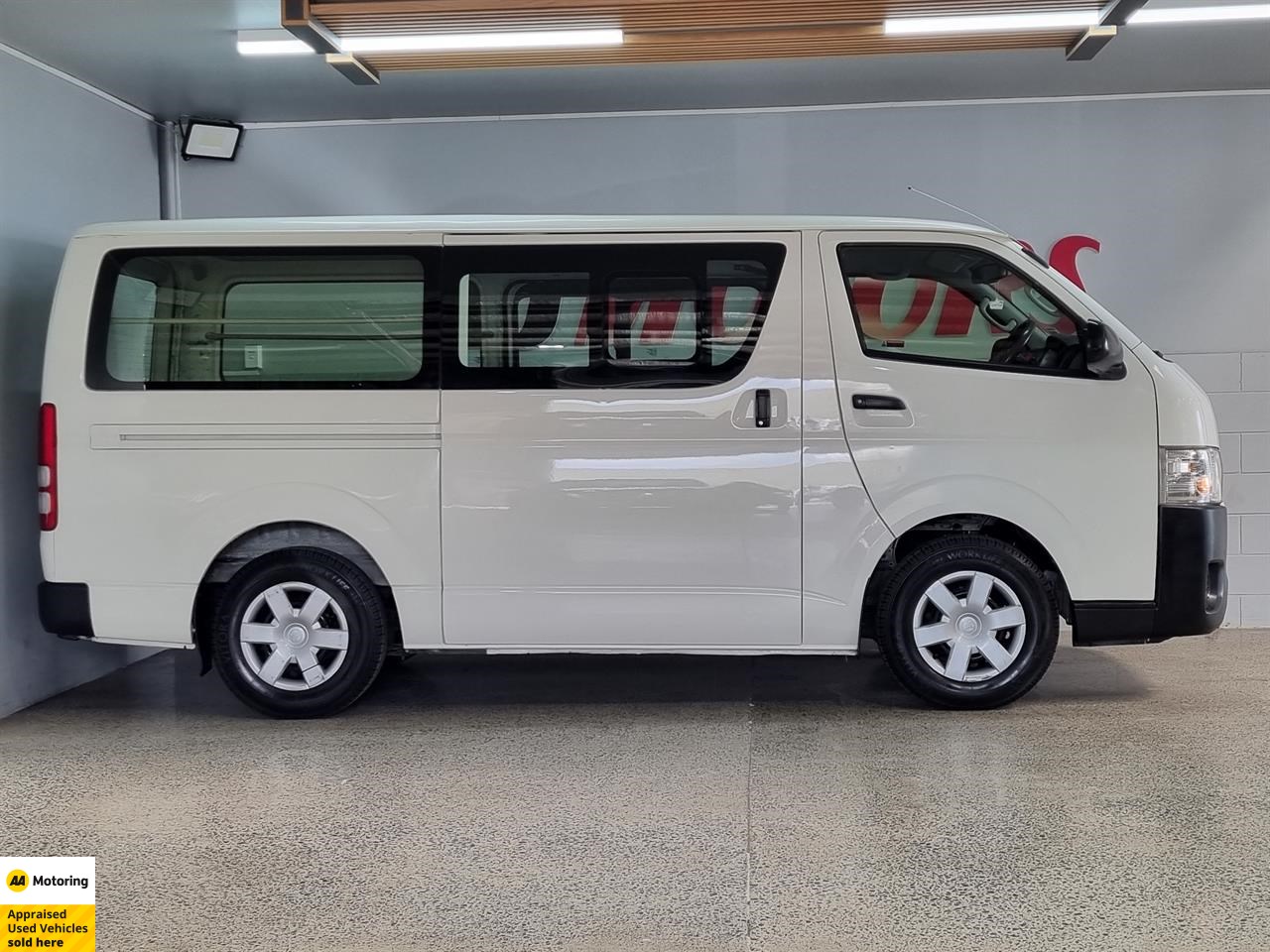 2016 Toyota Hiace