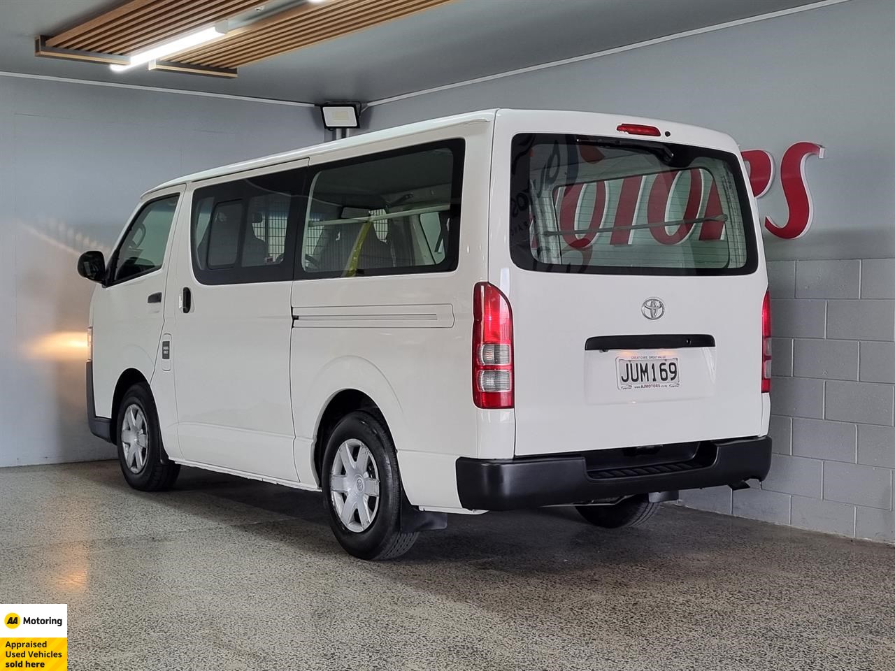 2016 Toyota Hiace