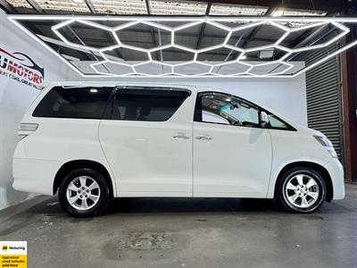 2009 Toyota Vellfire - Thumbnail