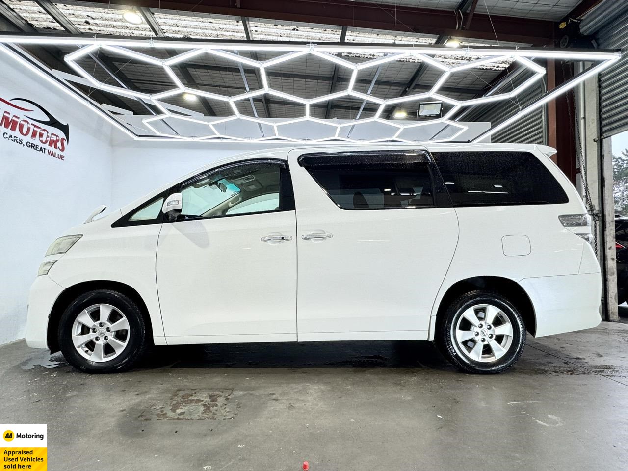 2009 Toyota Vellfire