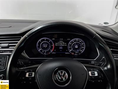 2016 Volkswagen Tiguan - Thumbnail