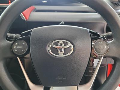 2018 Toyota Aqua - Thumbnail