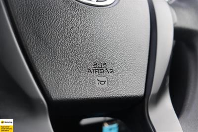 2019 Toyota Aqua - Thumbnail