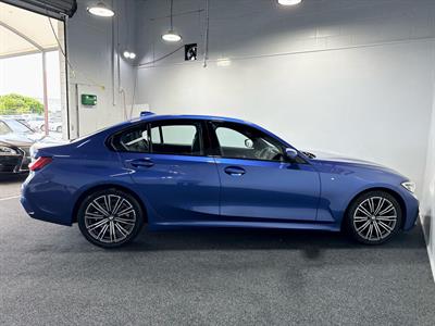 2019 BMW 320i - Thumbnail