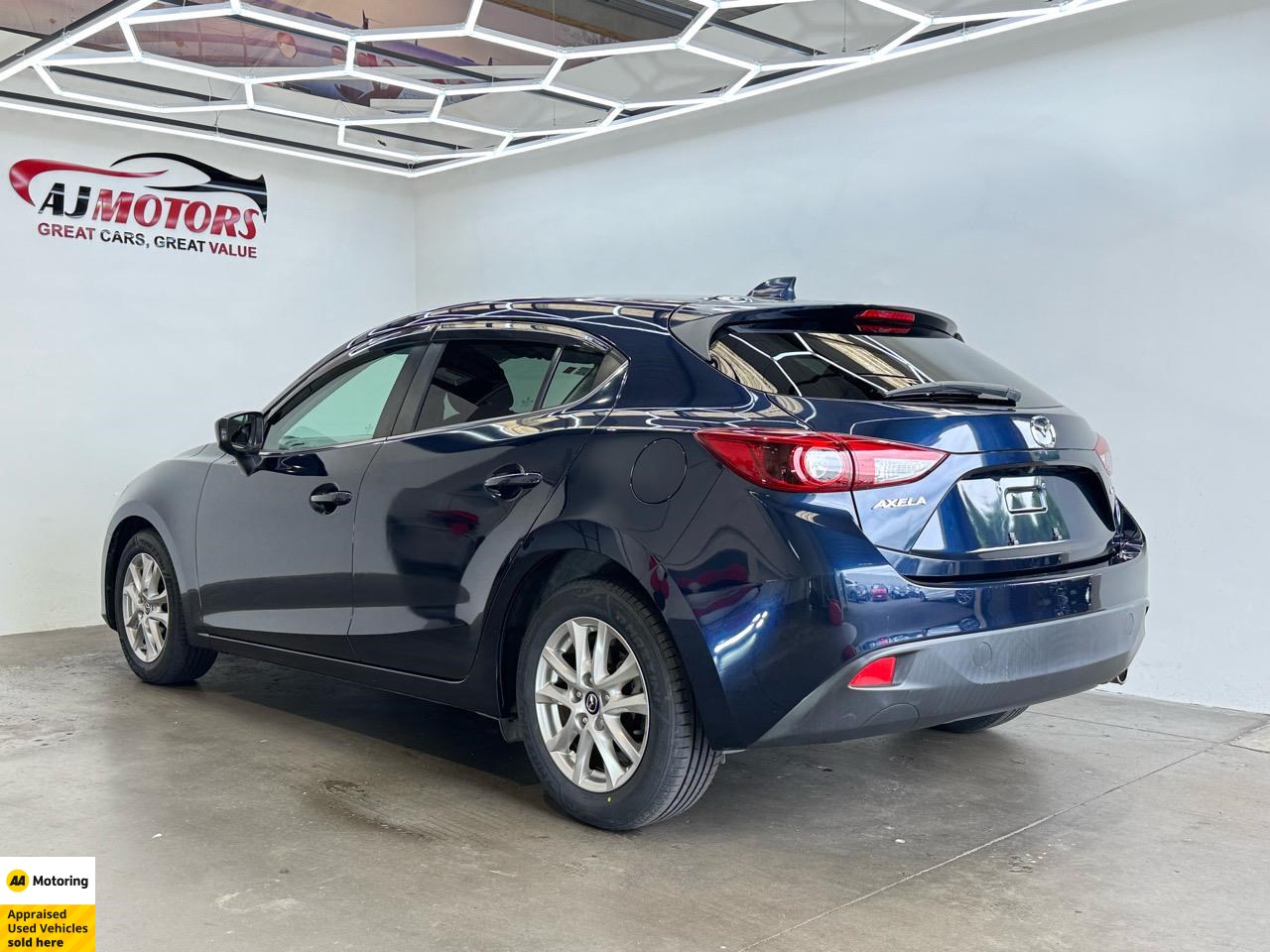 2014 Mazda Axela