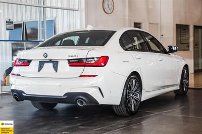 2019 BMW 320i - Thumbnail