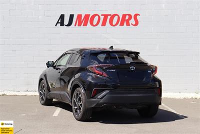 2018 Toyota C-HR - Thumbnail