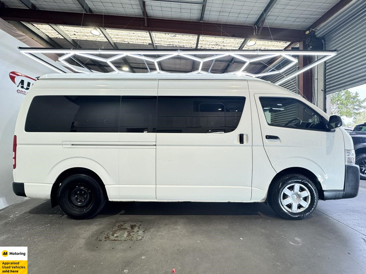 2017 Toyota Hiace