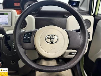 2013 Toyota Porte - Thumbnail