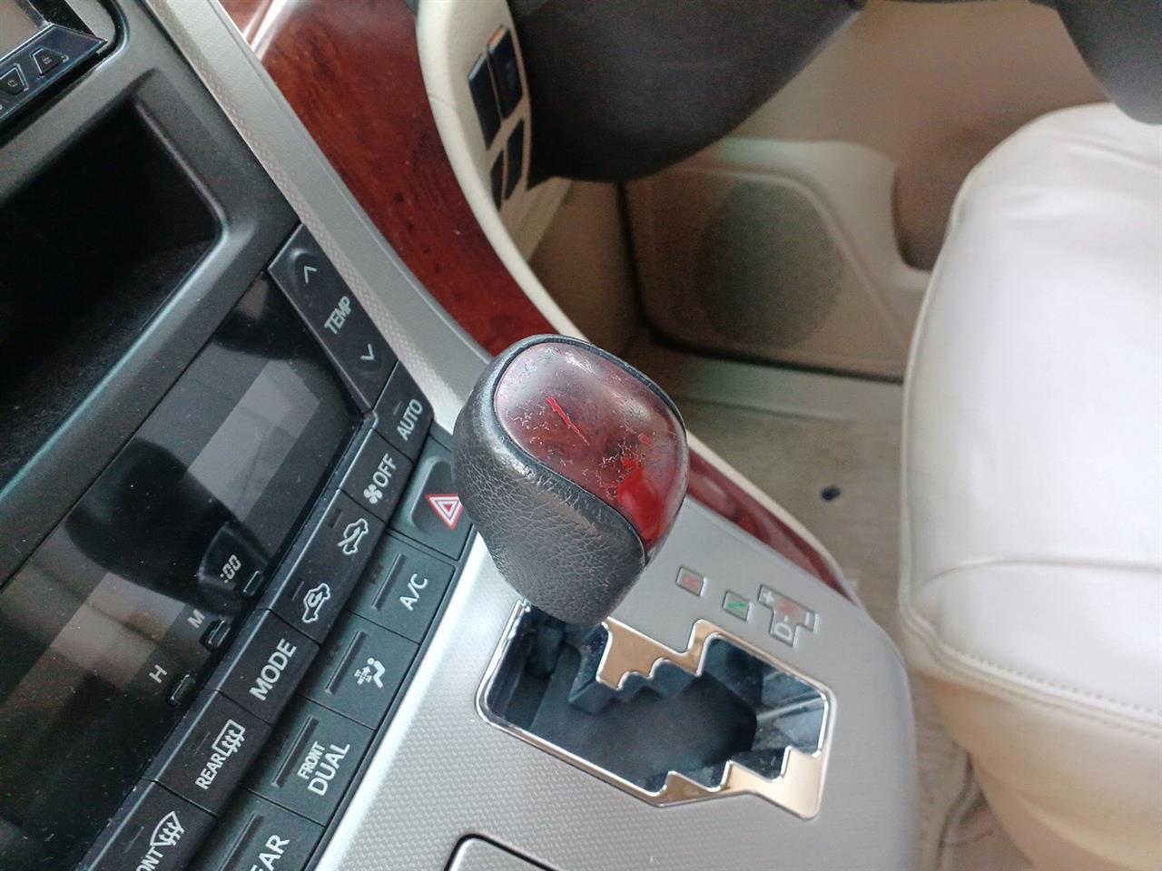 2009 Toyota Alphard