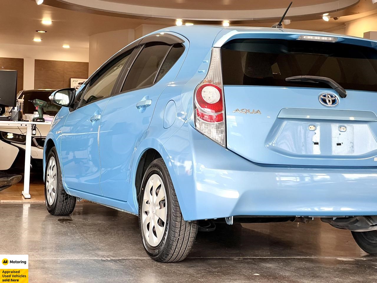 2013 Toyota Aqua