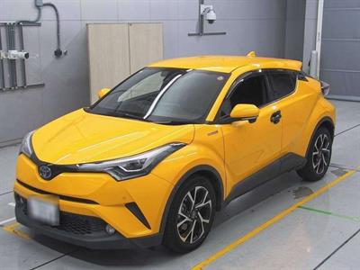 2017 Toyota C-HR - Thumbnail