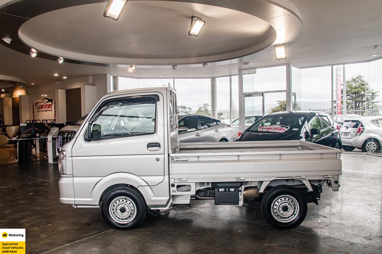 2022 Suzuki Carry