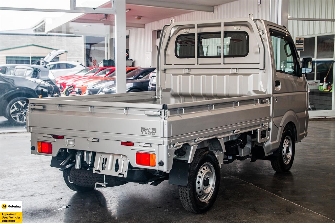 2022 Suzuki Carry