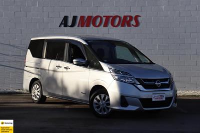 2016 Nissan Serena - Thumbnail