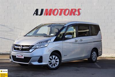 2016 Nissan Serena - Thumbnail