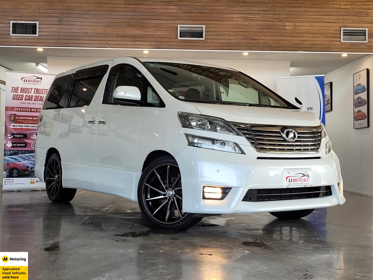 2011 Toyota Vellfire