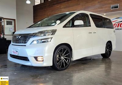 2011 Toyota Vellfire - Thumbnail