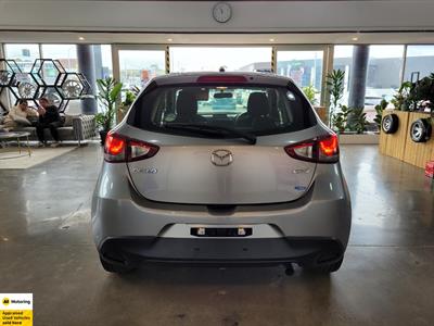 2015 Mazda Demio - Thumbnail