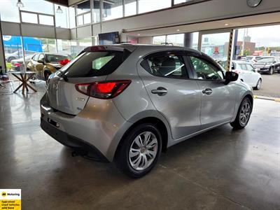 2015 Mazda Demio - Thumbnail