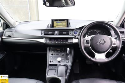 2012 Lexus CT 200h - Thumbnail