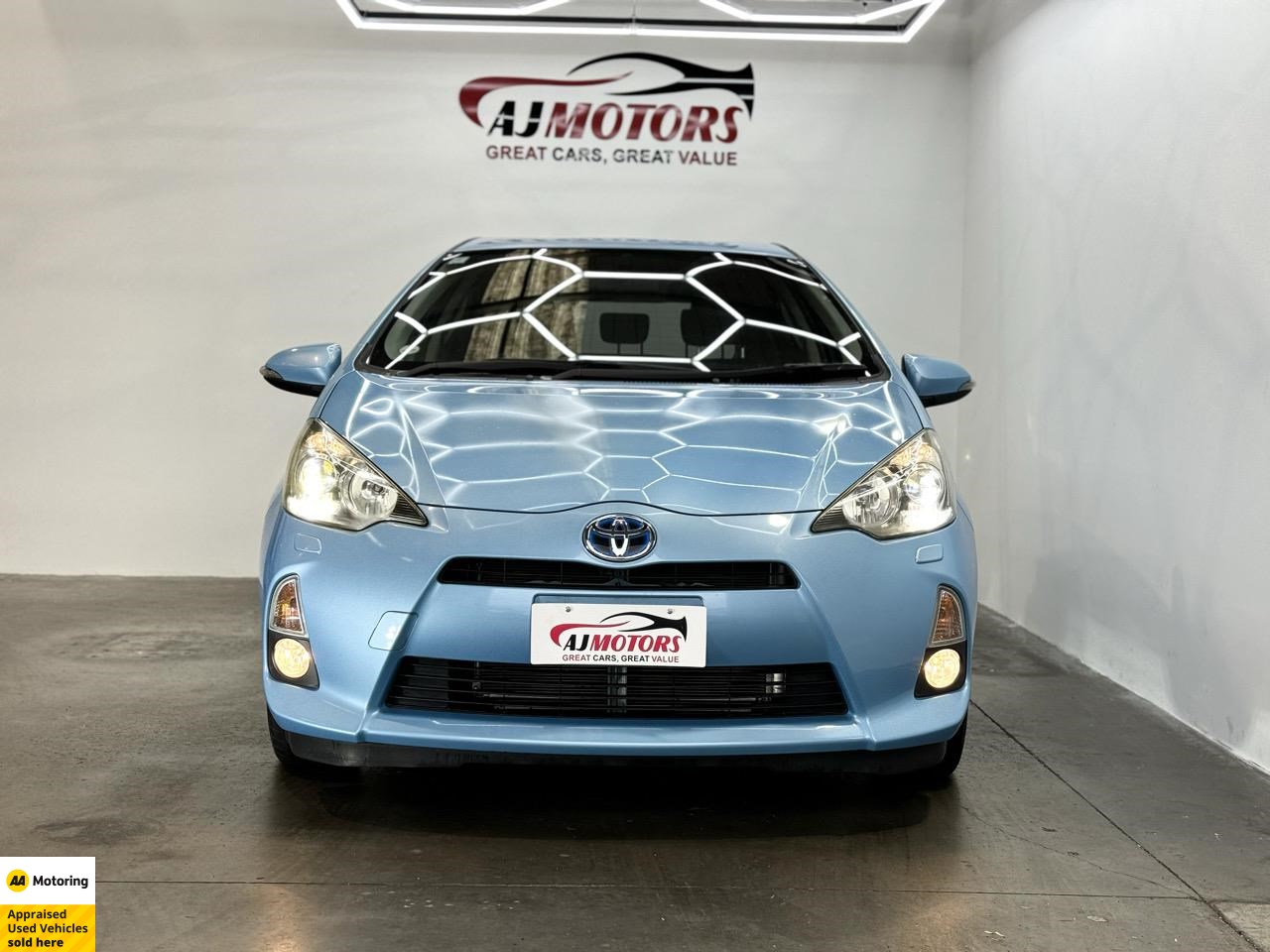 2013 Toyota Aqua