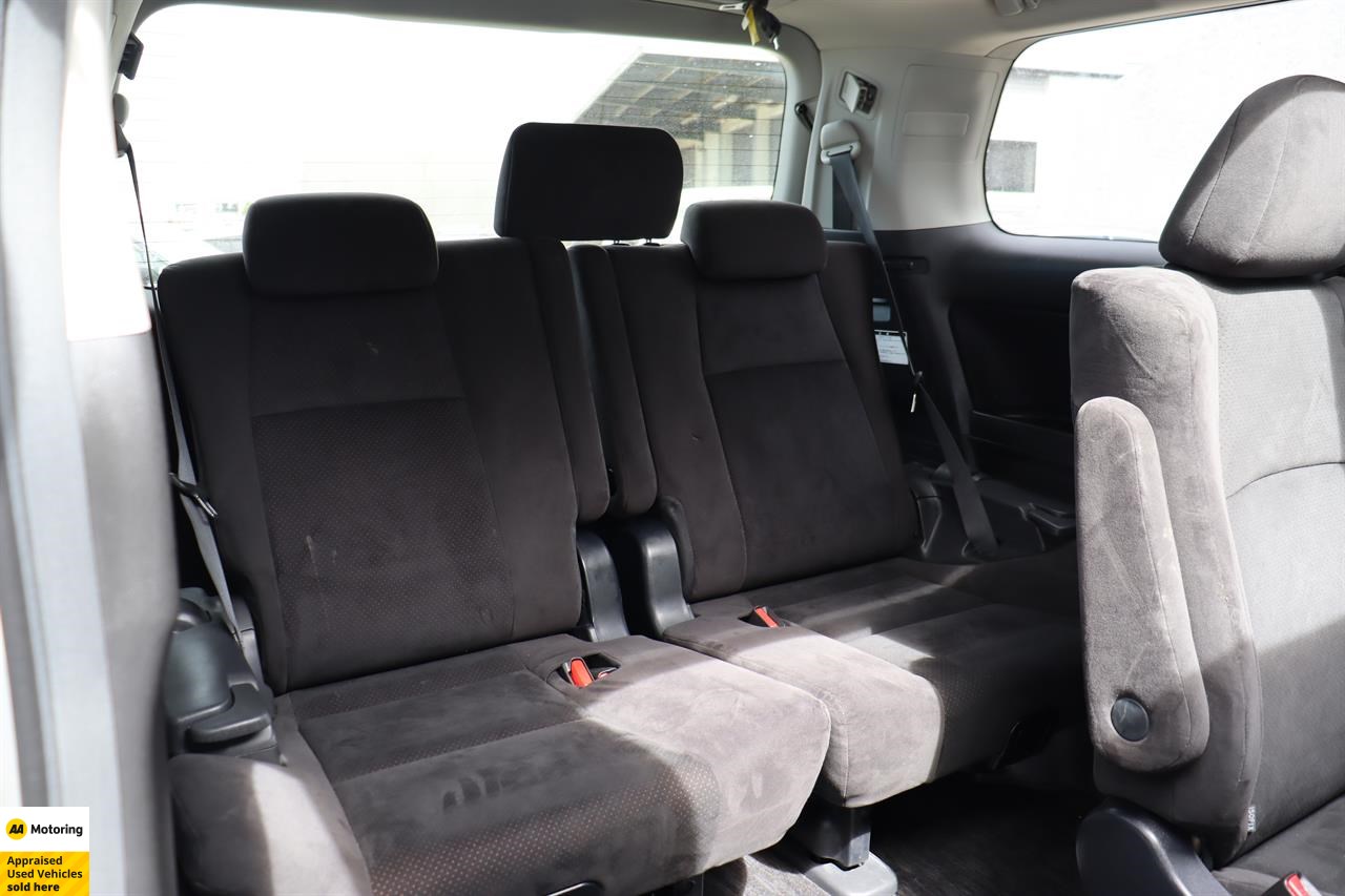 2010 Toyota Vellfire