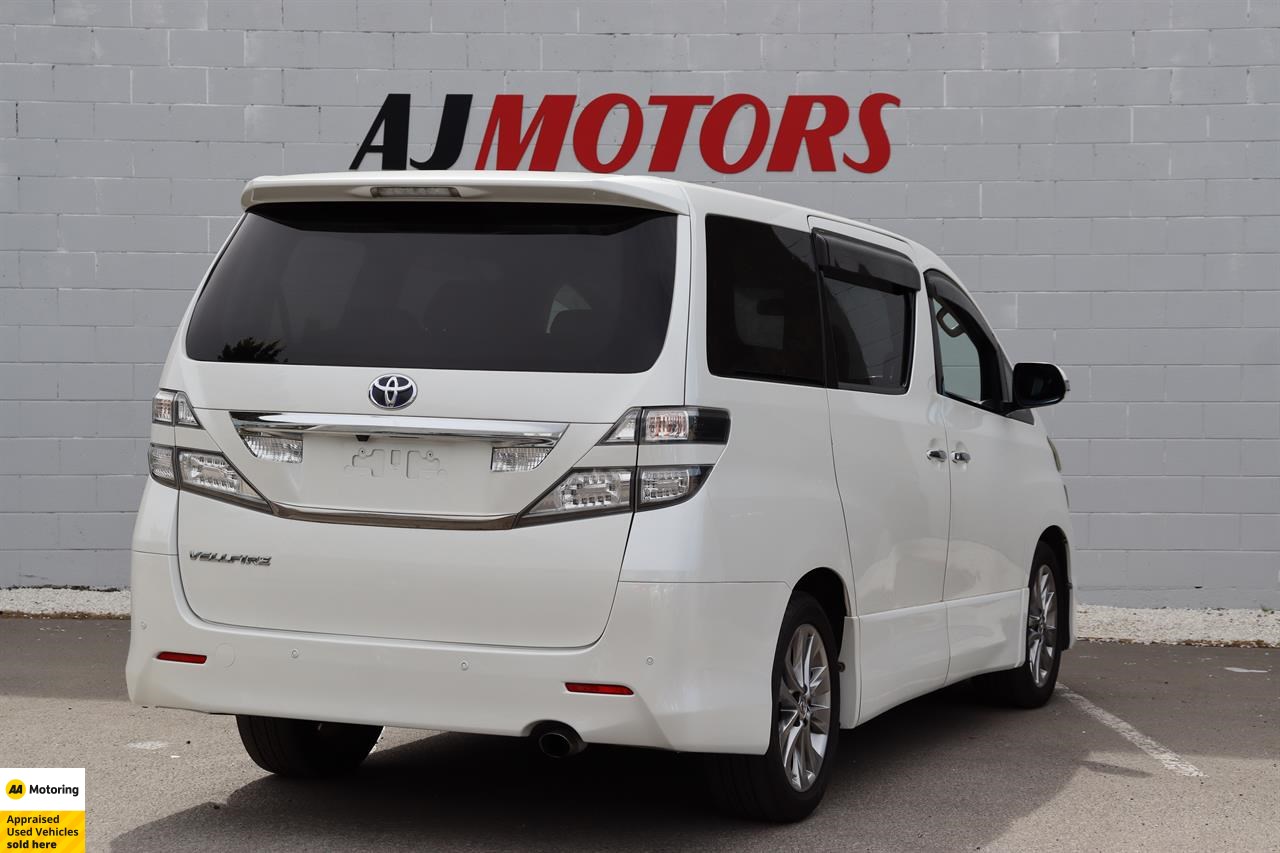 2010 Toyota Vellfire