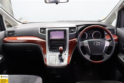 2010 Toyota Vellfire - Thumbnail