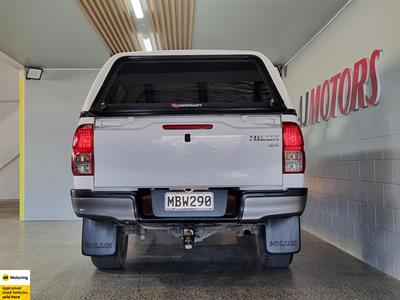 2019 Toyota Hilux - Thumbnail