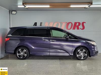 2015 Honda Odyssey - Thumbnail