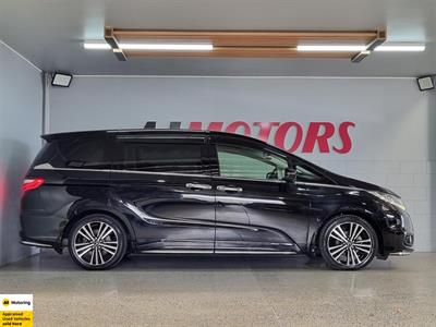 2014 Honda Odyssey - Thumbnail