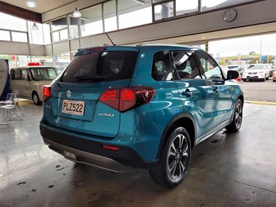 2022 Suzuki Vitara - Thumbnail