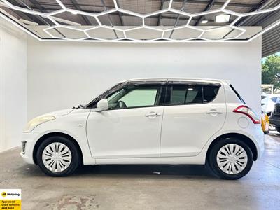 2013 Suzuki Swift - Thumbnail