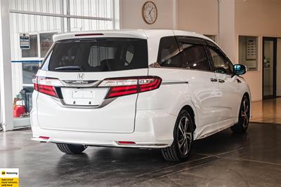 2013 Honda Odyssey - Thumbnail