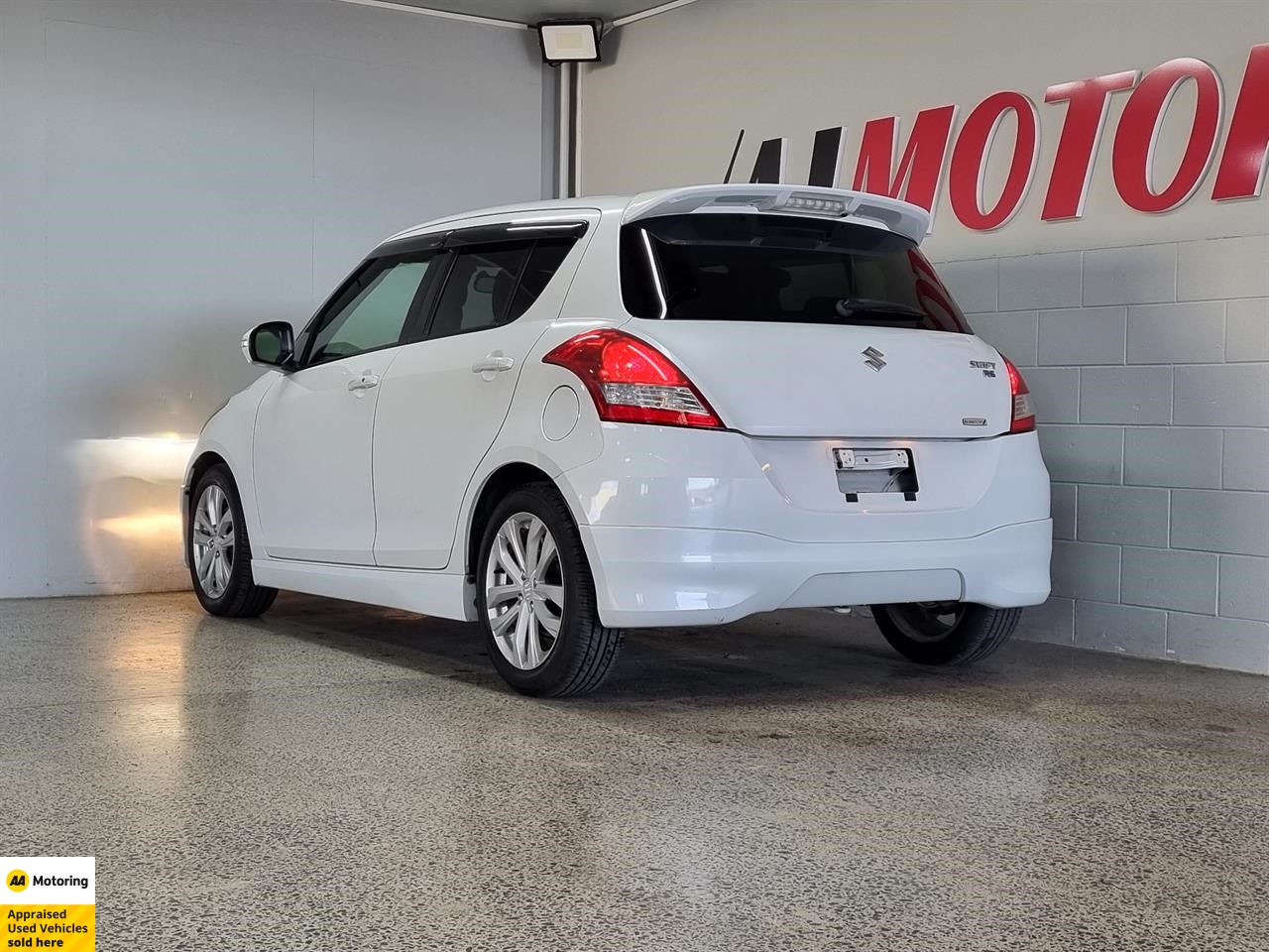 2015 Suzuki Swift