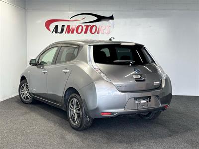 2014 Nissan Leaf - Thumbnail