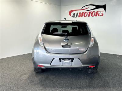 2014 Nissan Leaf - Thumbnail